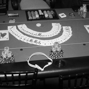 ACE-poker-table-b&w-background-img